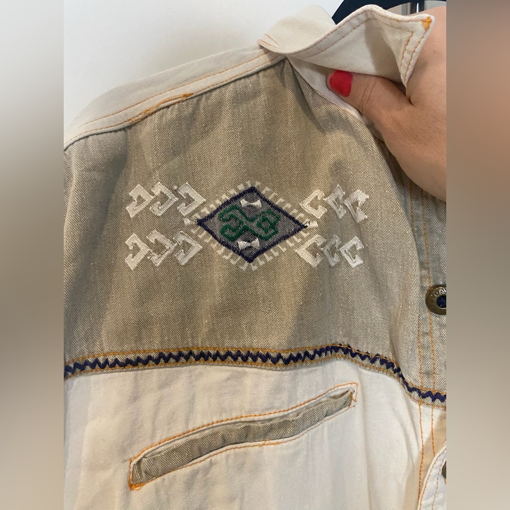 Vintage Western Button-Up Shirt - Picture 3 of 5